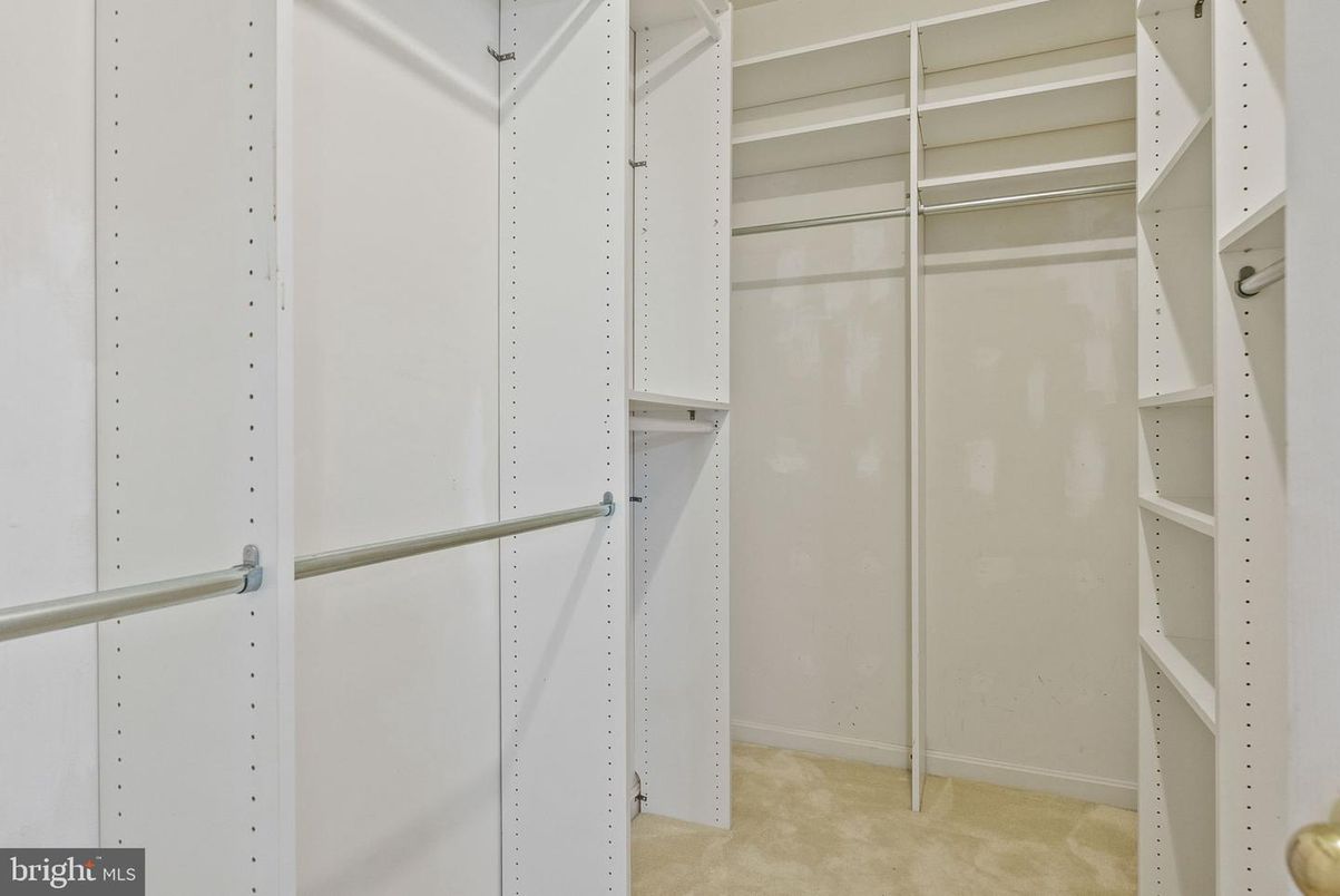 Interior, Walk-in Closets