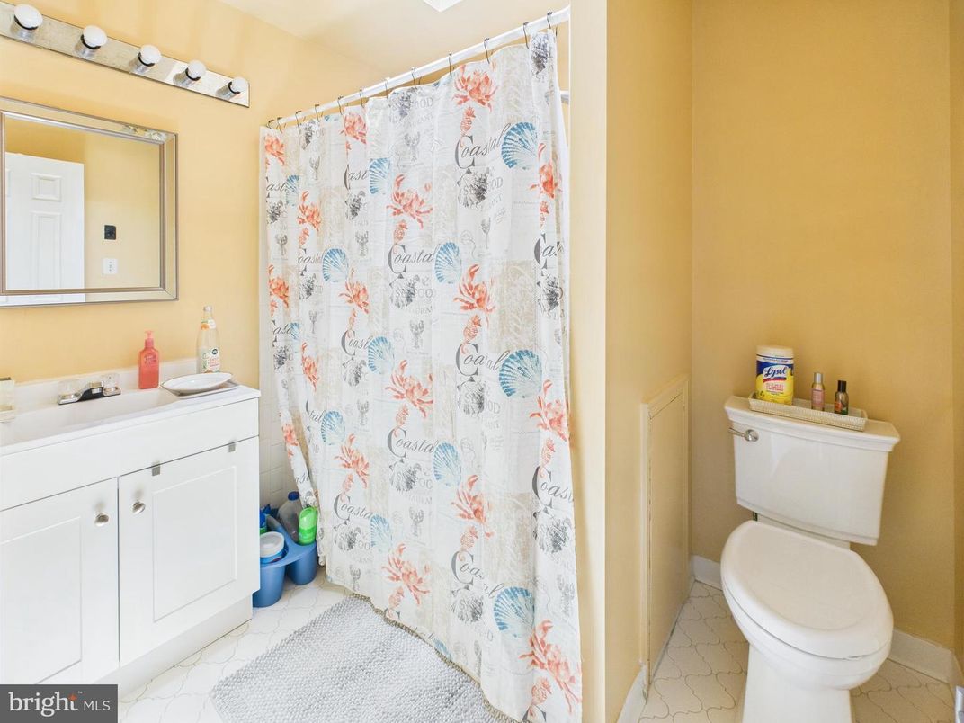 Bathroom, Interior