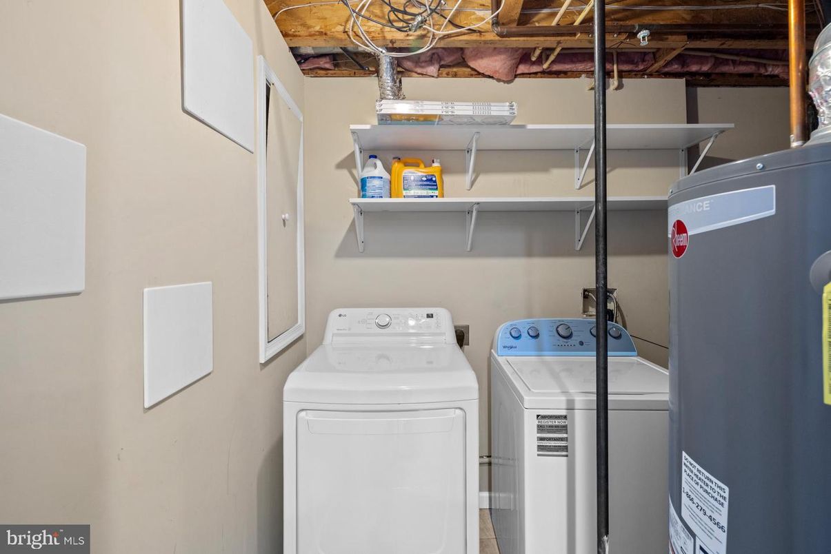 Interior, Utility Closets, Washer