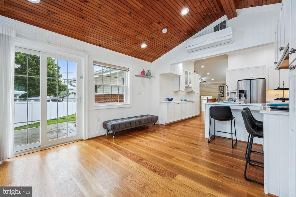 Interior, Kitchen, Recessed Lighting, Stainless Steel Appliances, Wooden Beams, Wooden Ceilings, Wood Texture Flooring