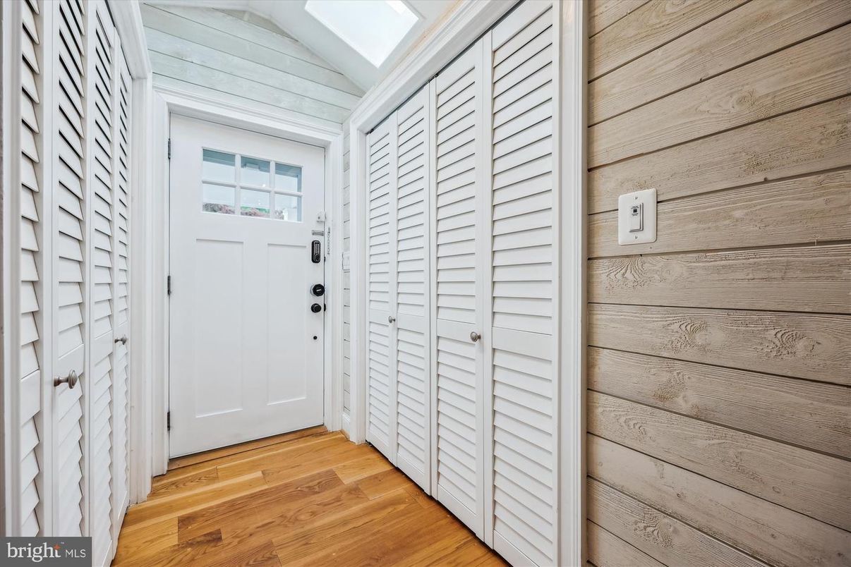 Interior, Wood Texture Flooring, Wooden Walls