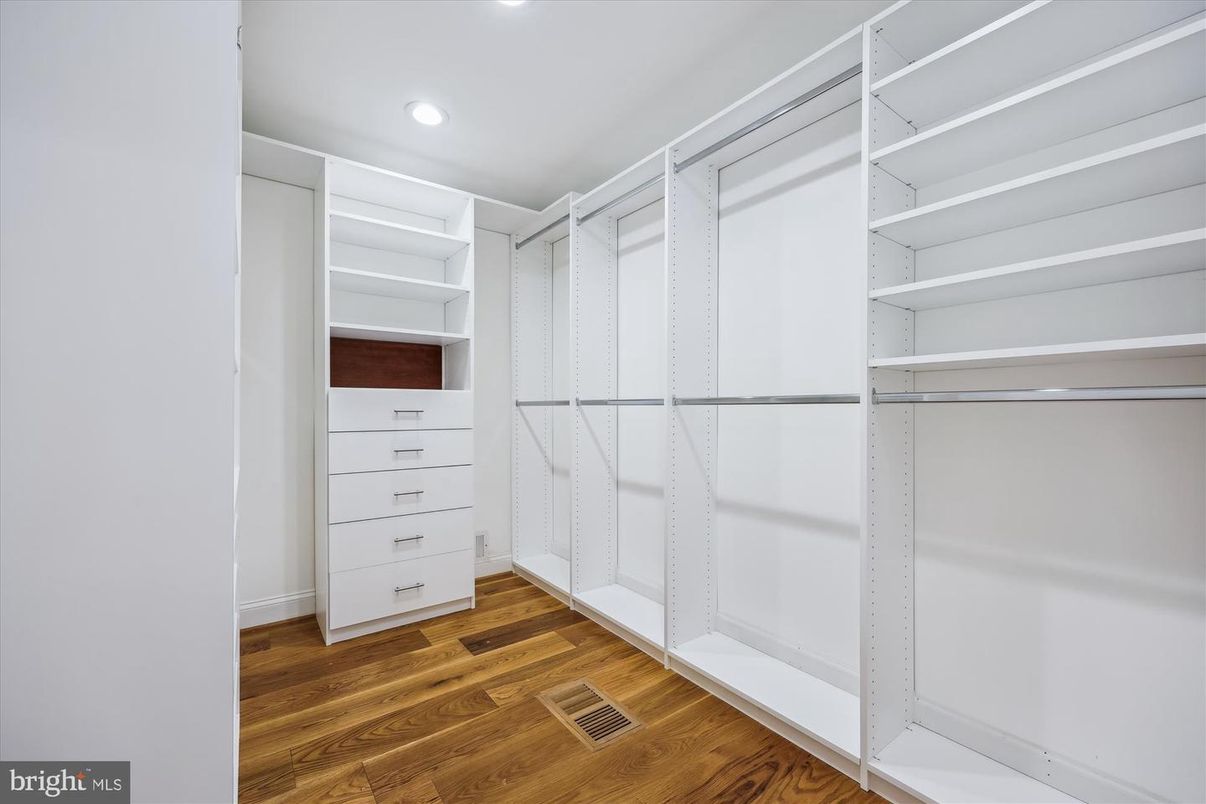 Interior, Recessed Lighting, Walk-in Closets, Wood Texture Flooring