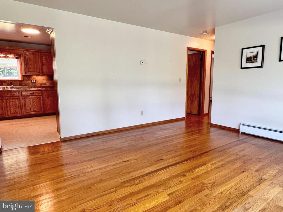 Empty room, Interior, Kitchen, Wood Texture Flooring