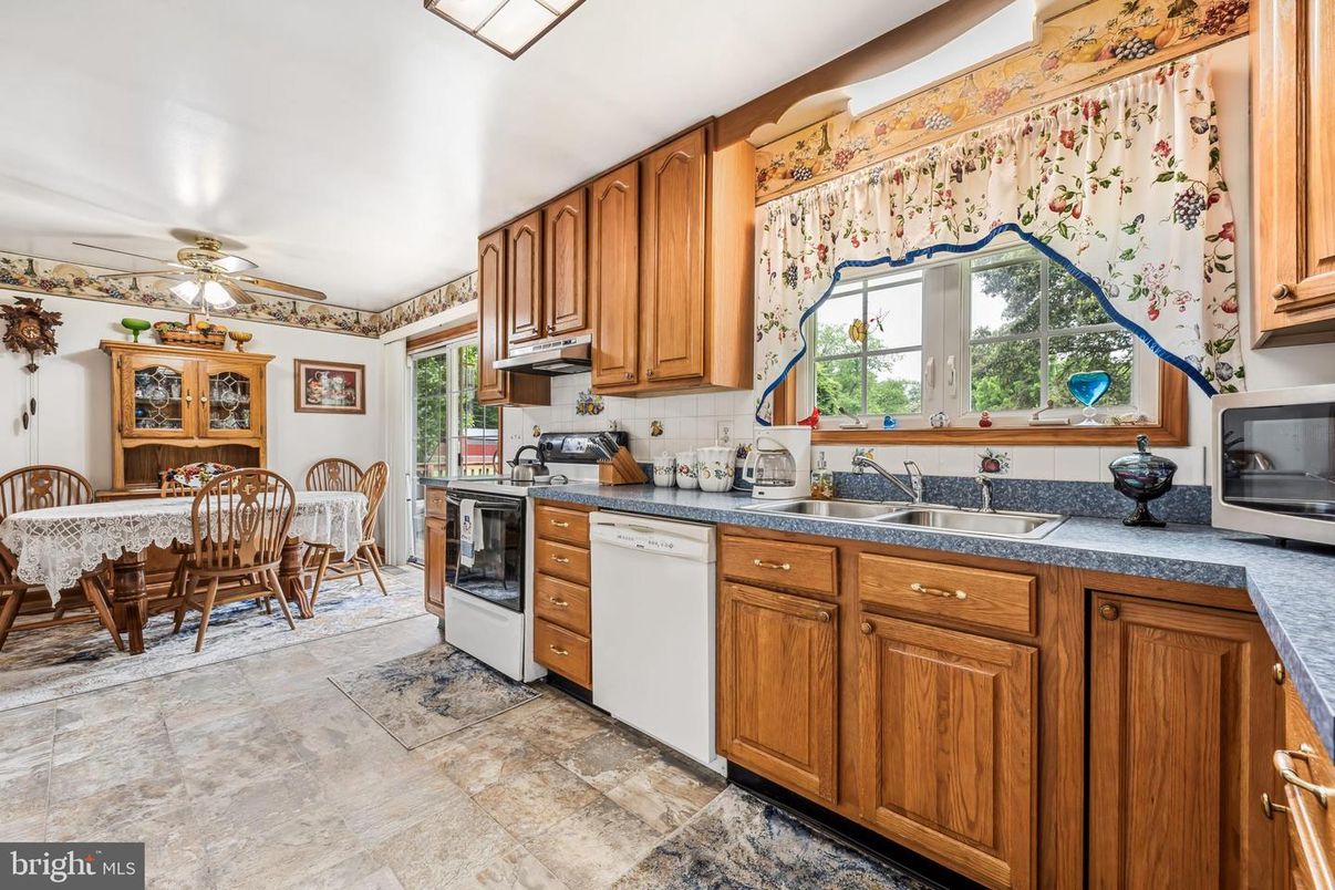 Dining room, Interior, Kitchen