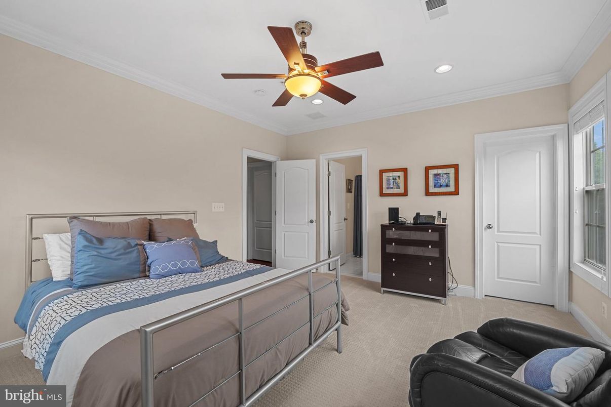 Bedroom, Interior, Recessed Lighting