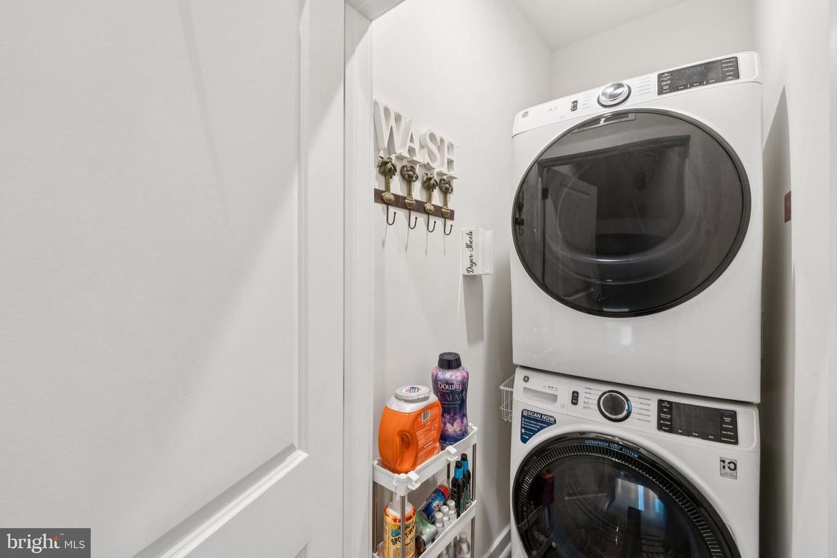 Interior, Utility Closets, Washer