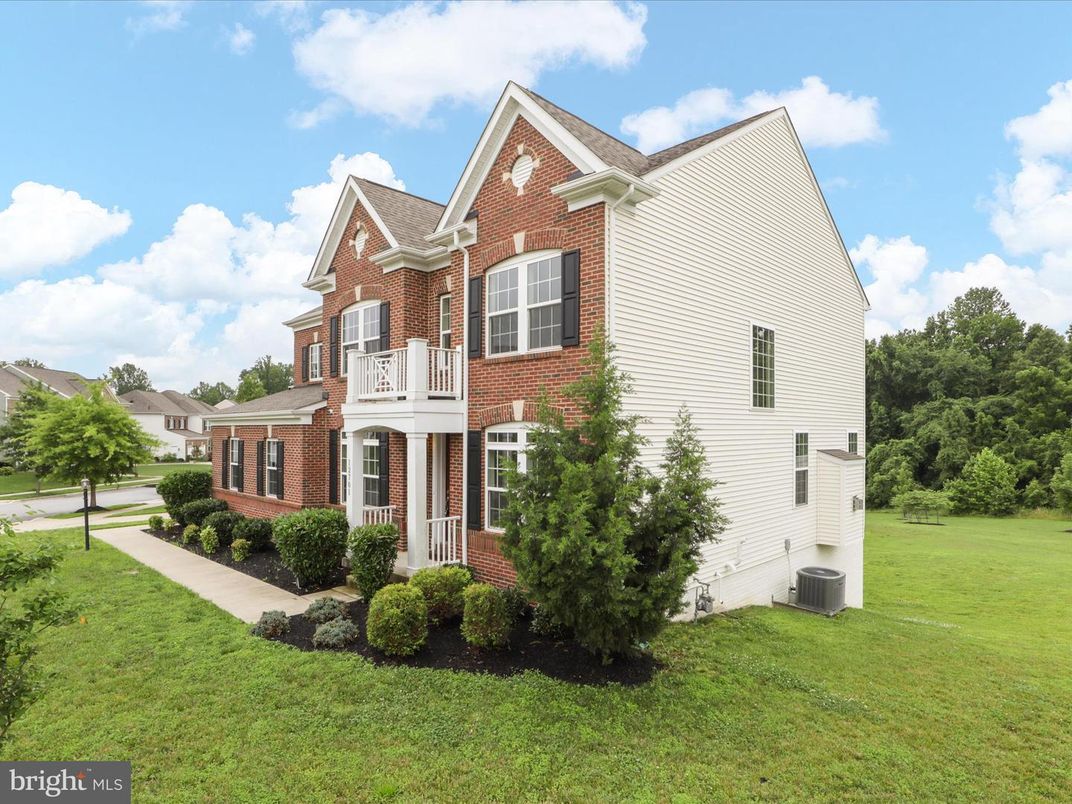Exterior, Facade, Brick Facade, Brick Traditional