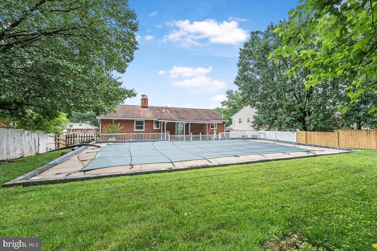 Backyard, Exterior, Playground