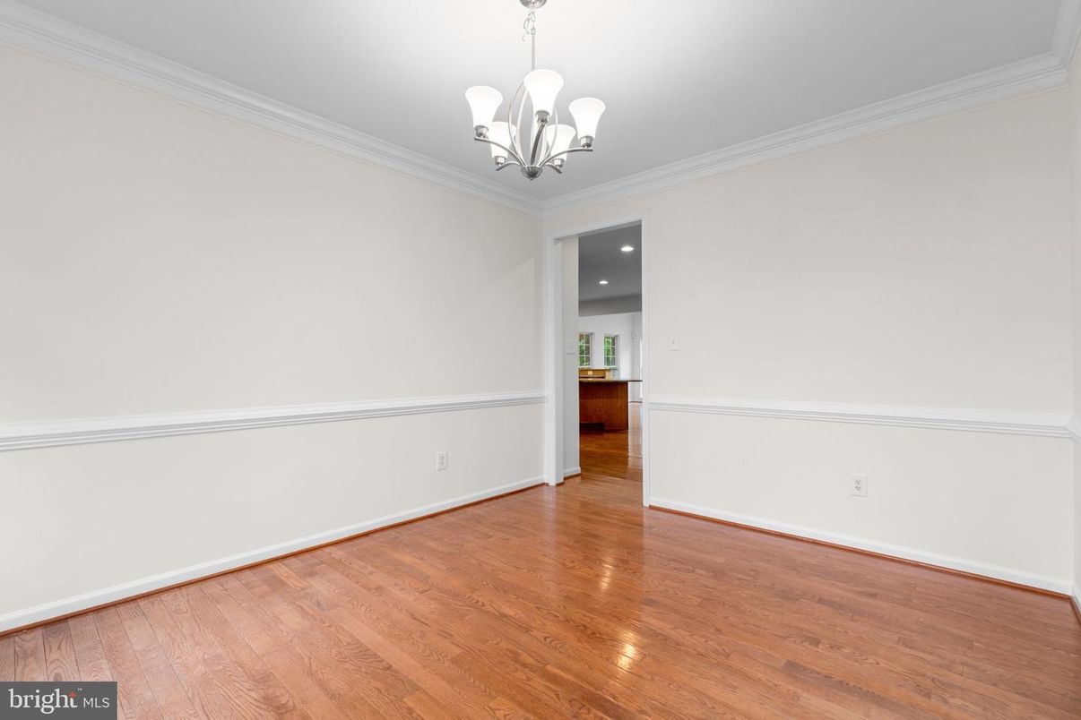 Chandelier, Empty room, Interior, Recessed Lighting, Wood Texture Flooring