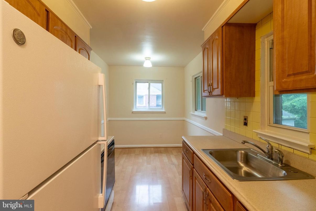 Interior, Kitchen, Wood Texture Flooring