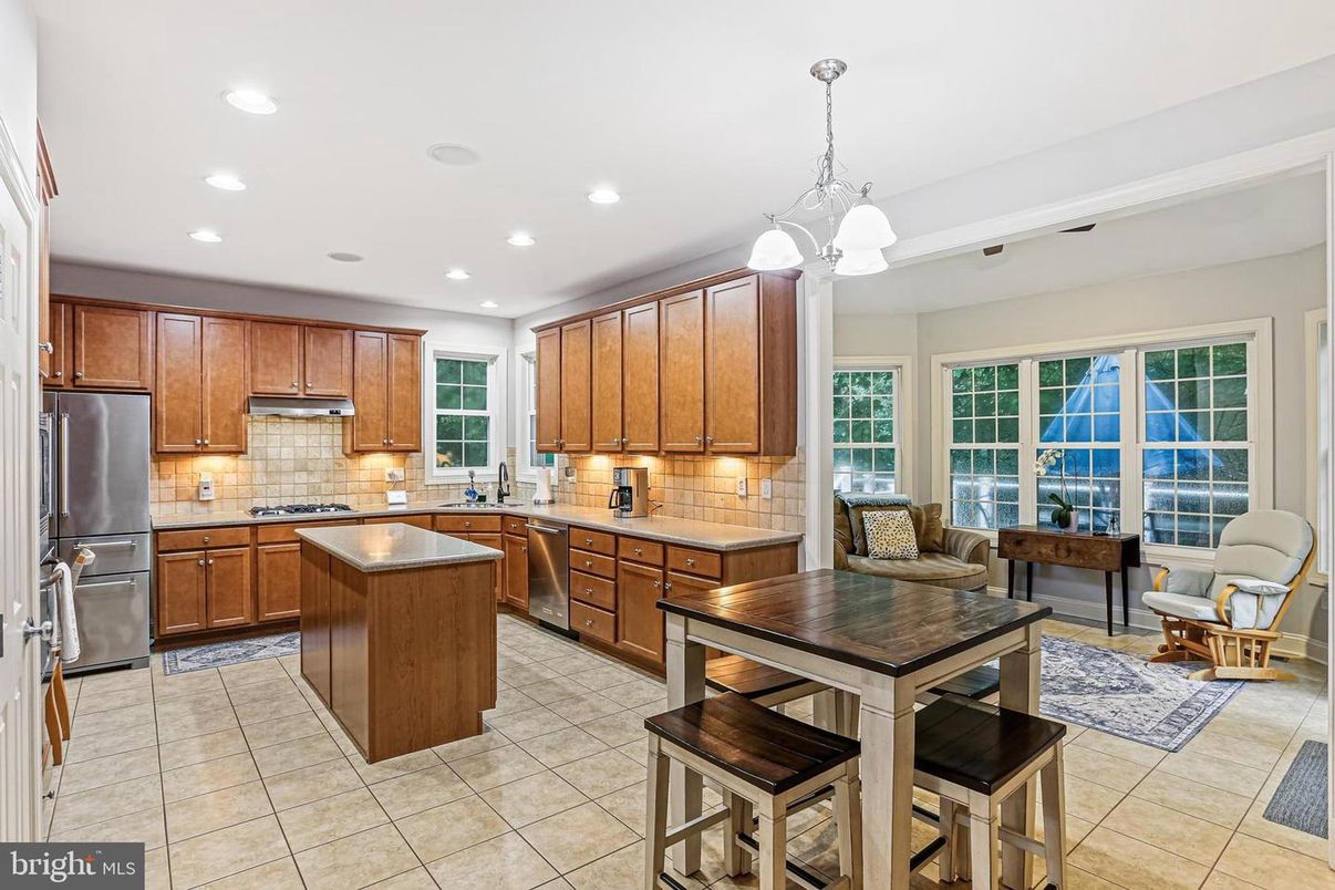 Interior, Kitchen, Pendant Lights, Recessed Lighting