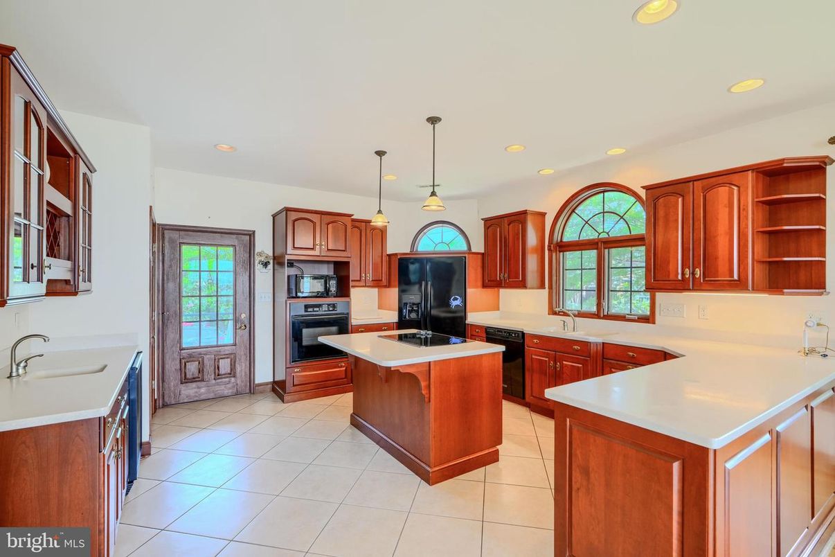 Interior, Kitchen, Pendant Lights, Recessed Lighting