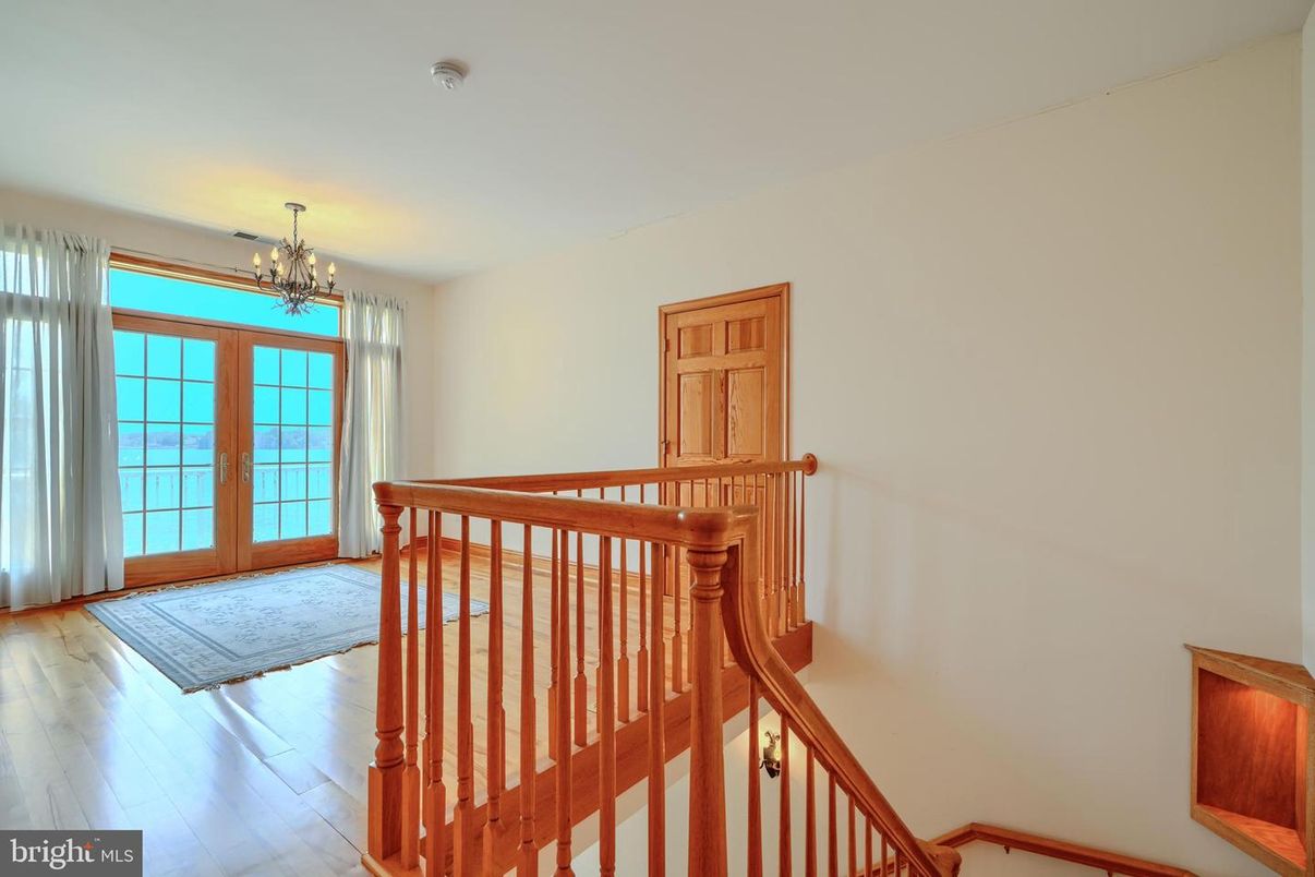 Chandelier, Interior, Wood Texture Flooring