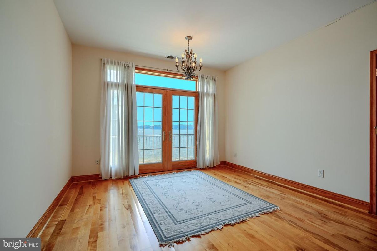 Chandelier, Empty room, Interior, Wood Texture Flooring