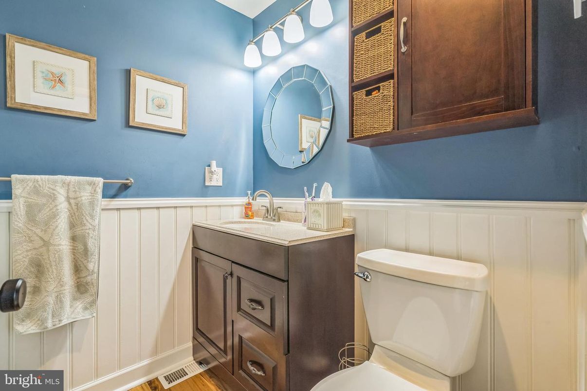 Bathroom, Interior, Wood Texture Flooring