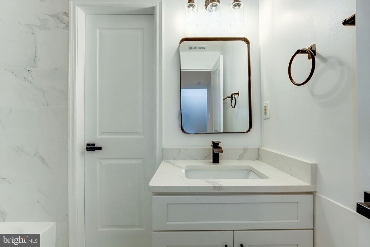 Bathroom, Interior, Marble Walls