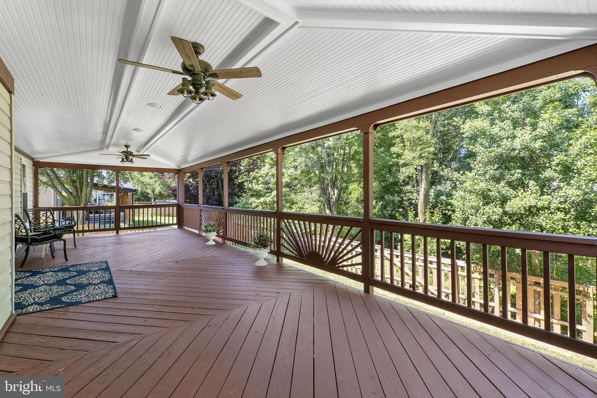 Interior, Sun Room, Wood Texture Flooring