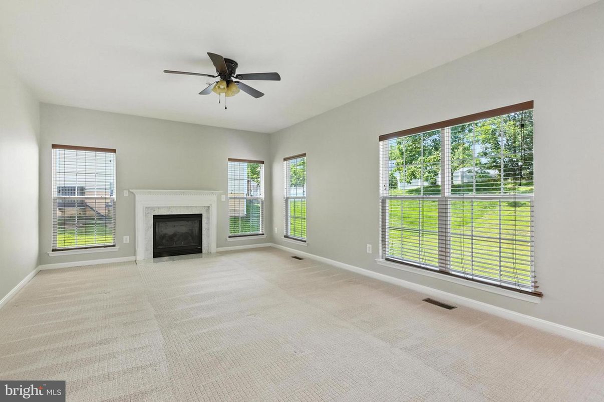 Empty room, Fireplace, Interior