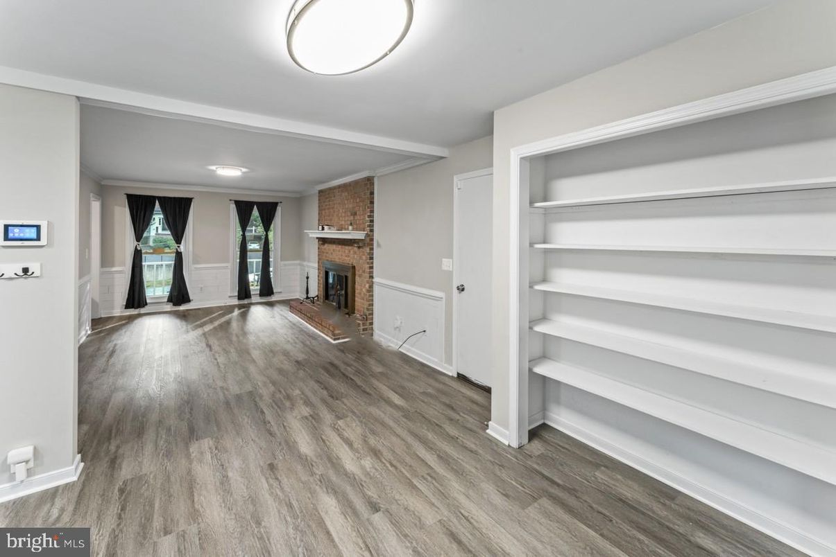 Empty room, Fireplace, Interior, Recessed Lighting, Wood Texture Flooring