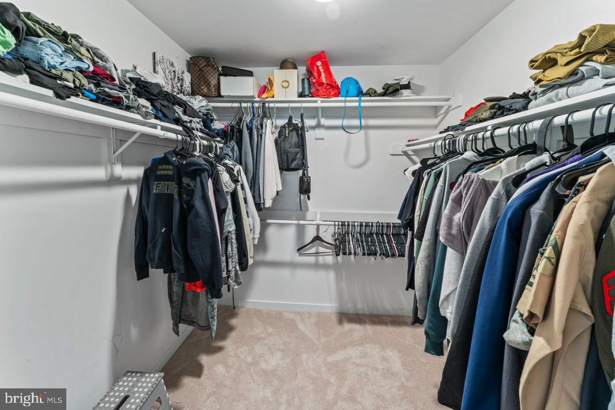 Interior, Walk-in Closets