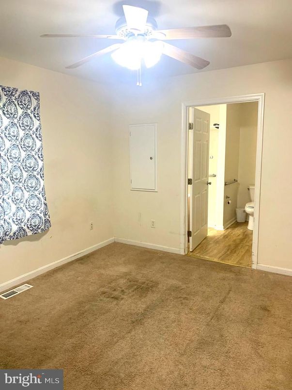 Bathroom, Empty room, Interior