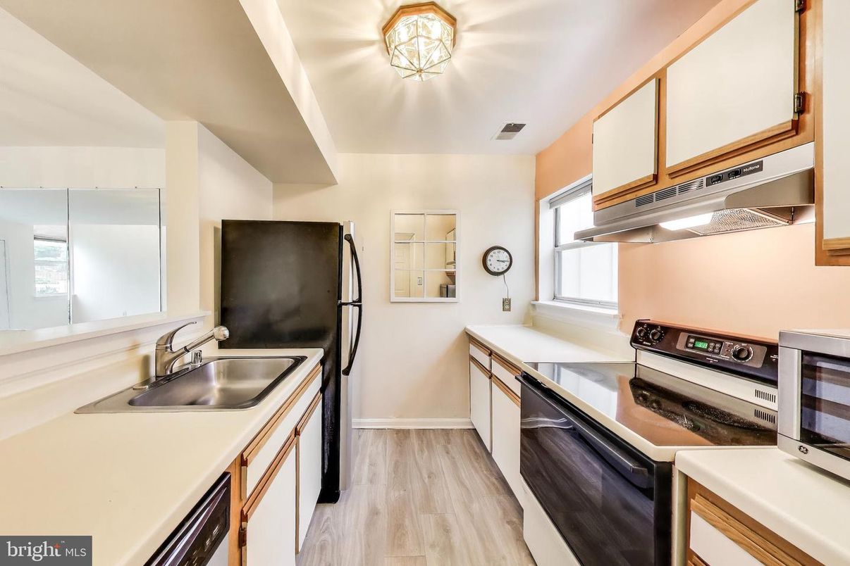 Interior, Kitchen, Wood Texture Flooring