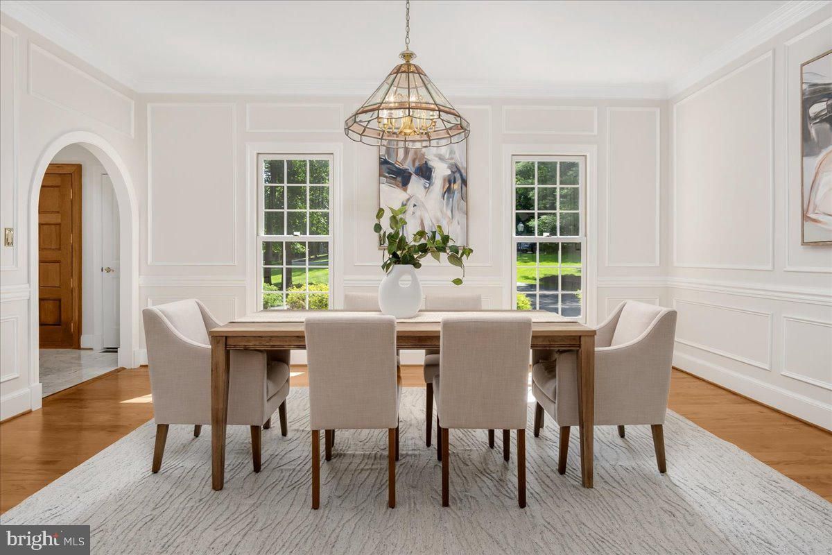 Chandelier, Dining room, Interior, Pendant Lights, Wood Texture Flooring