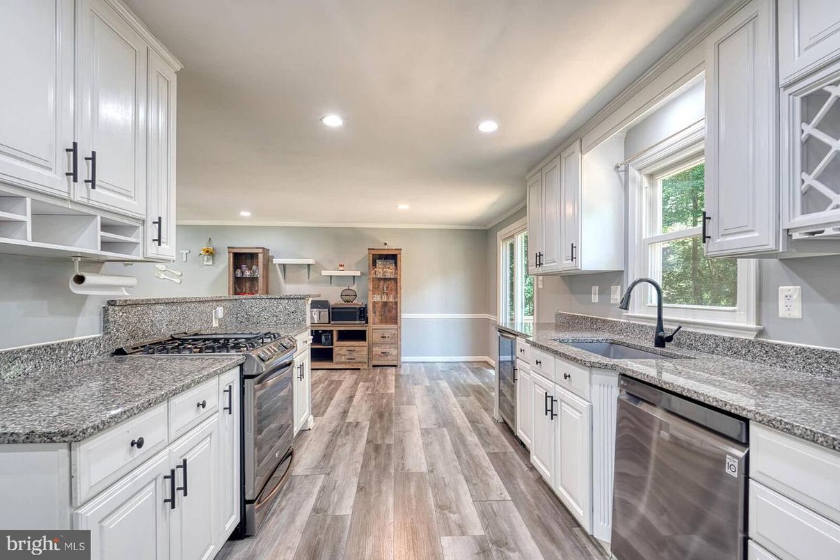 Interior, Kitchen, Recessed Lighting, Wood Texture Flooring