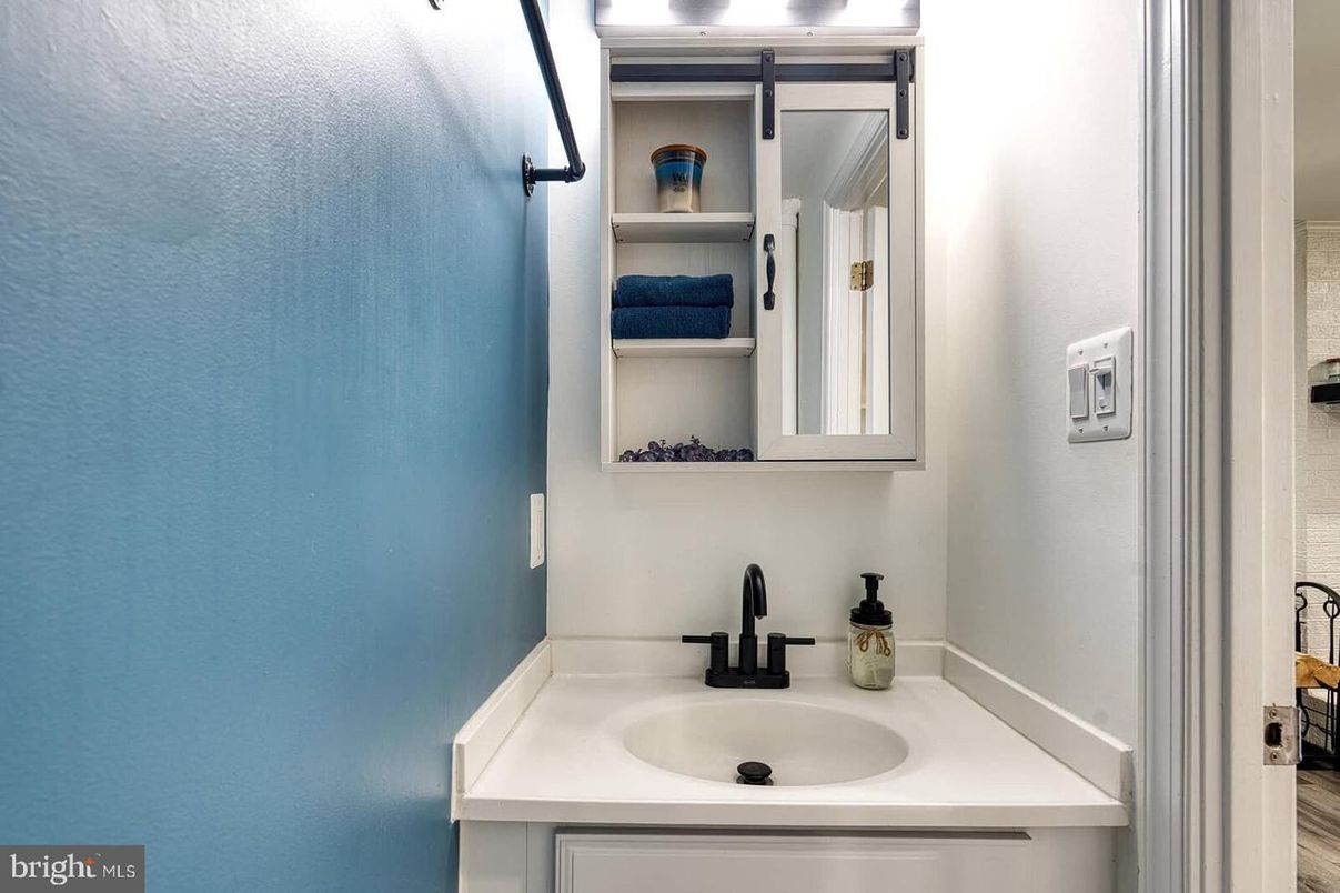 Bathroom, Interior