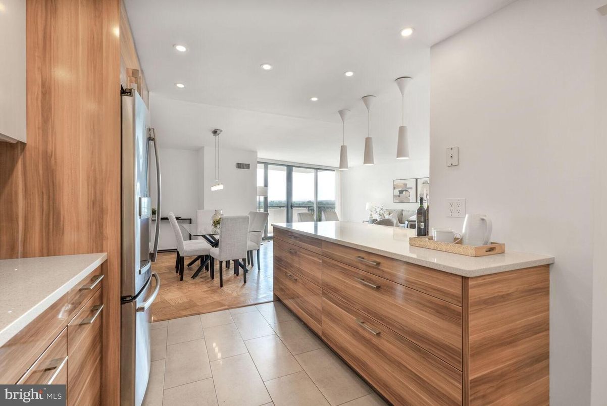 Dining room, Interior, Kitchen, Pendant Lights, Recessed Lighting