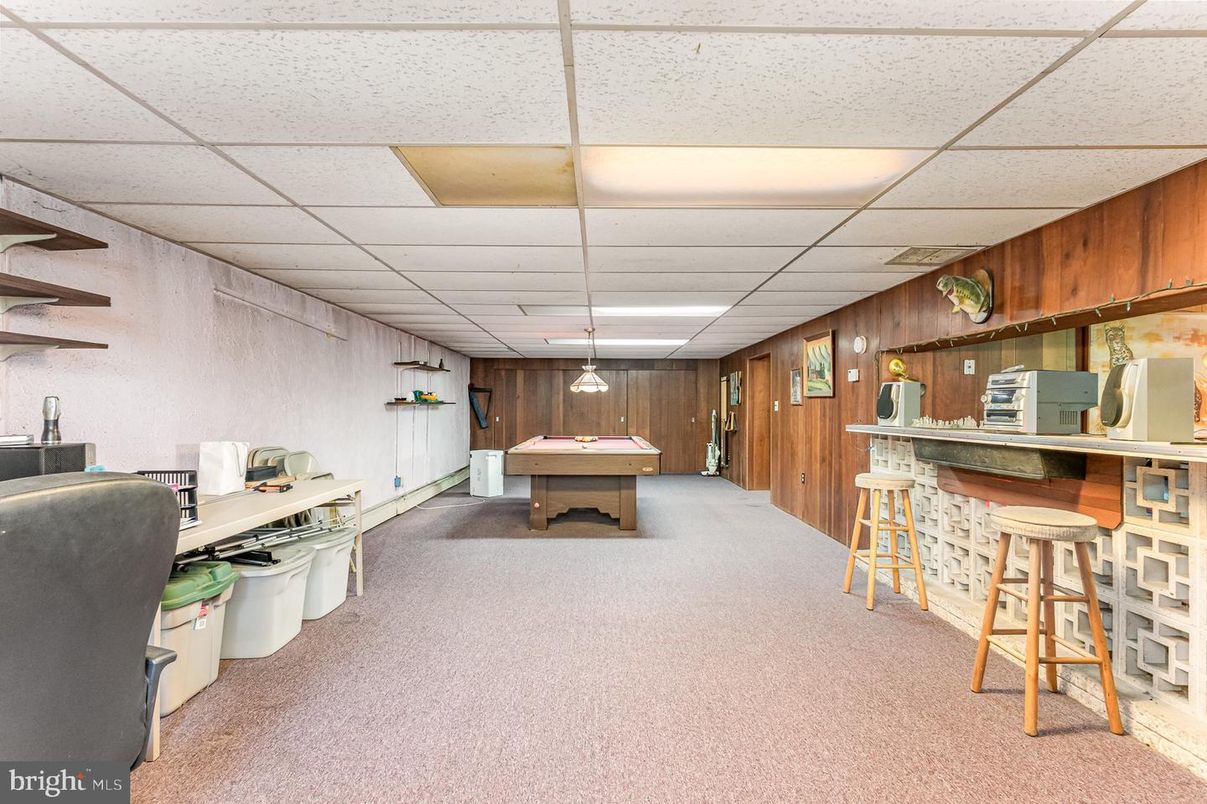 Billiard Table, Game Room, Interior, Pendant Lights, Wooden Walls