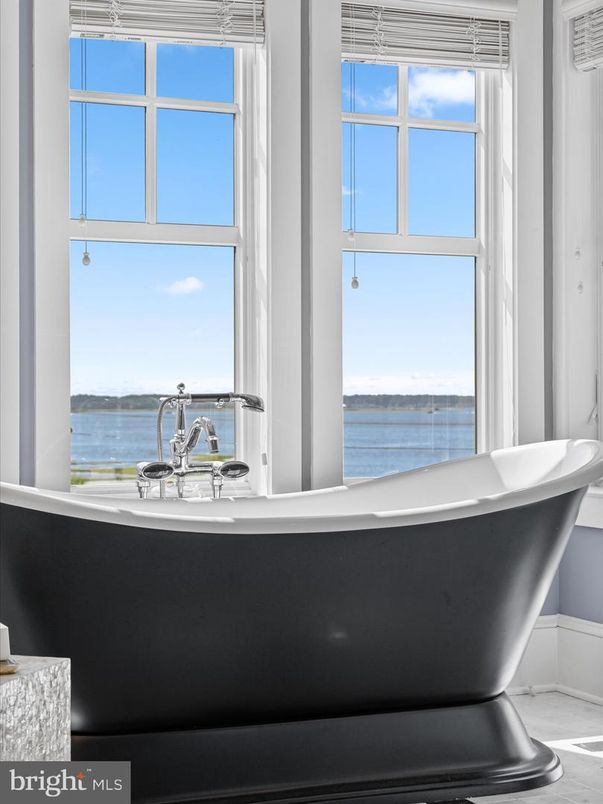 Bathroom, Free Standing Baths, Interior, Water