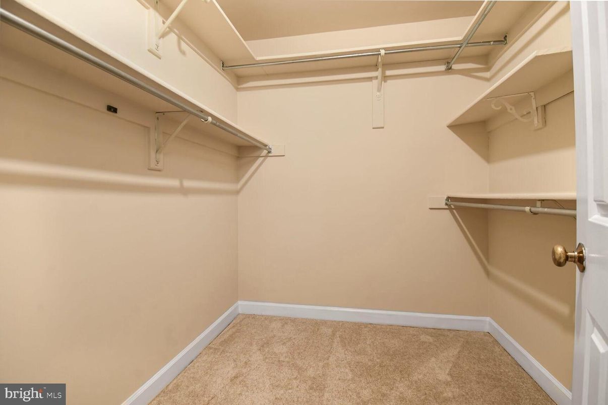 Interior, Walk-in Closets