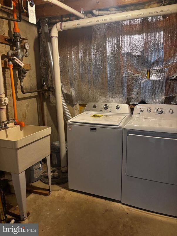 Interior, Washer