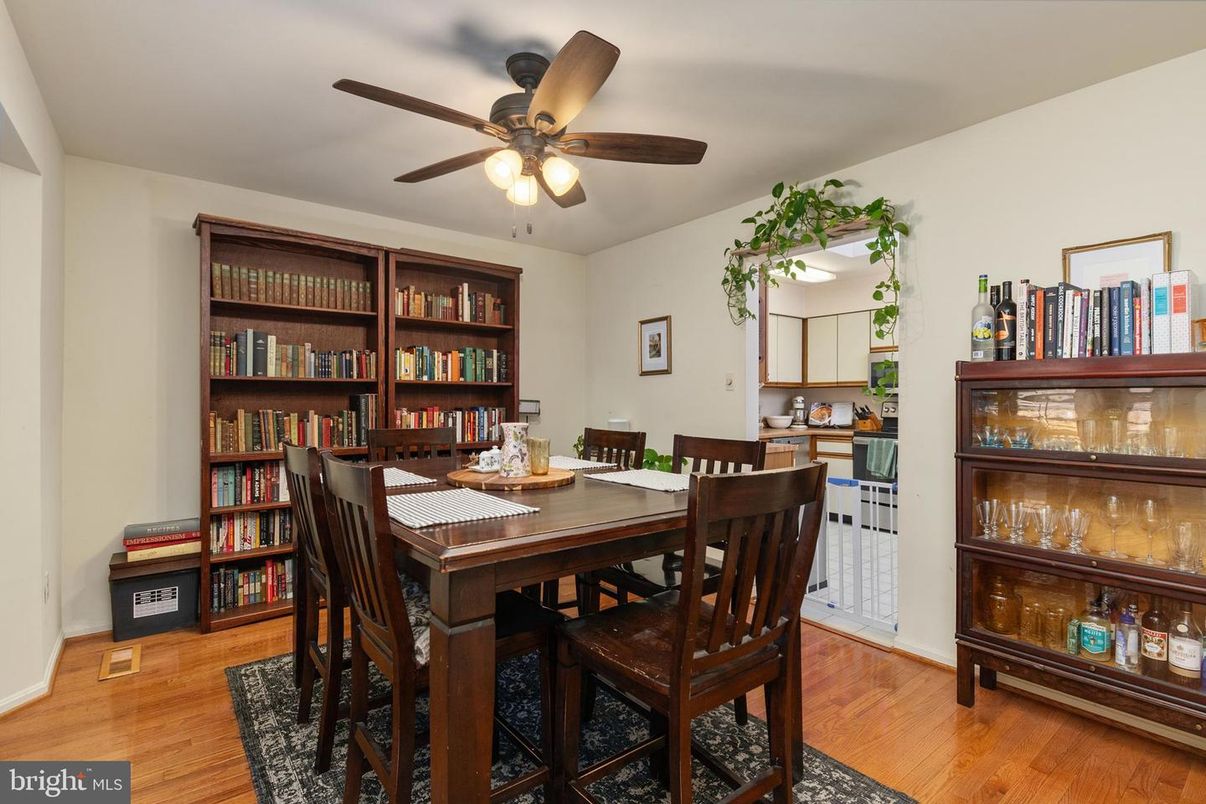 Dining room, Interior, Wood Texture Flooring