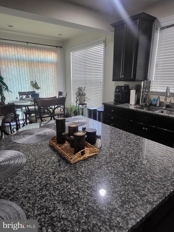 Dining room, Interior, Recessed Lighting
