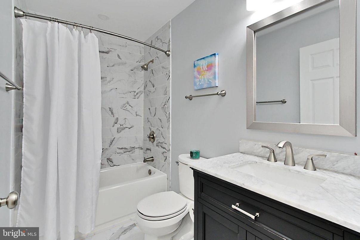 Bathroom, Interior, Marble Walls
