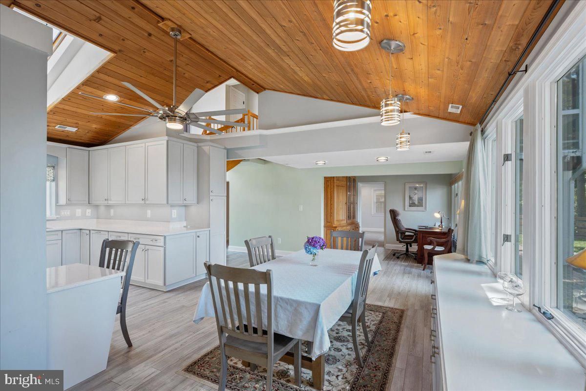 Dining room, Interior, Pendant Lights, Recessed Lighting, Wooden Ceilings, Wood Texture Flooring