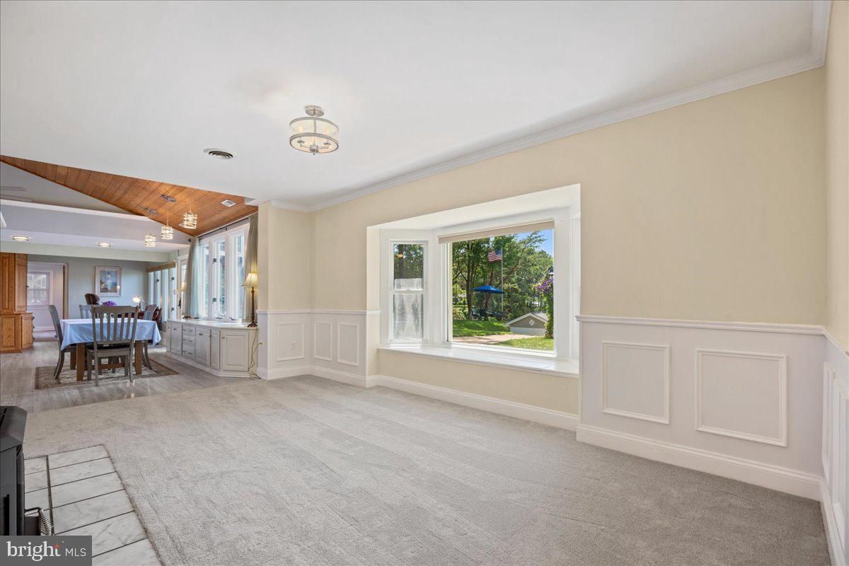 Dining room, Interior, Recessed Lighting, Wooden Ceilings