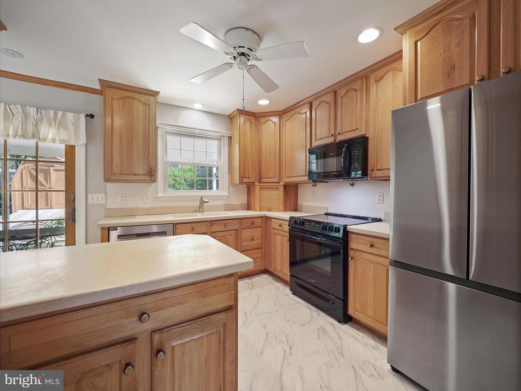 Interior, Kitchen, Marble, Recessed Lighting