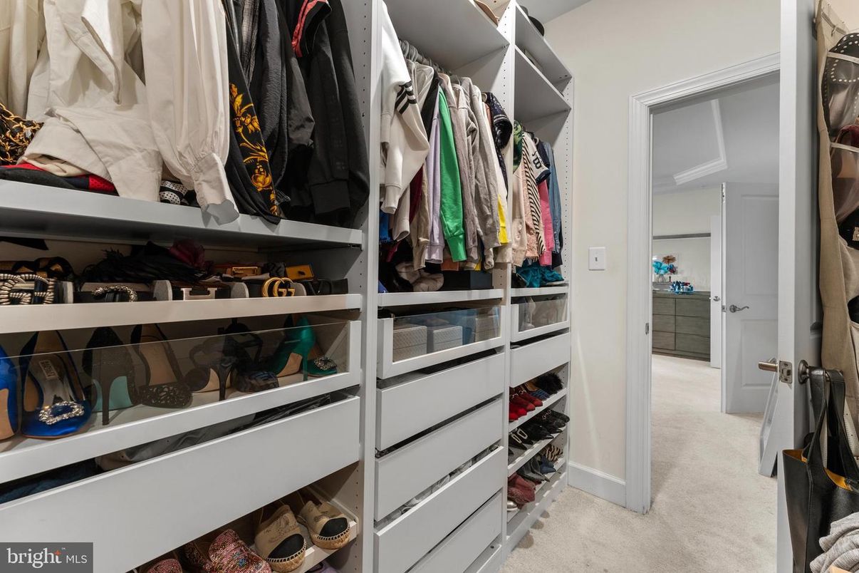 Interior, Walk-in Closets