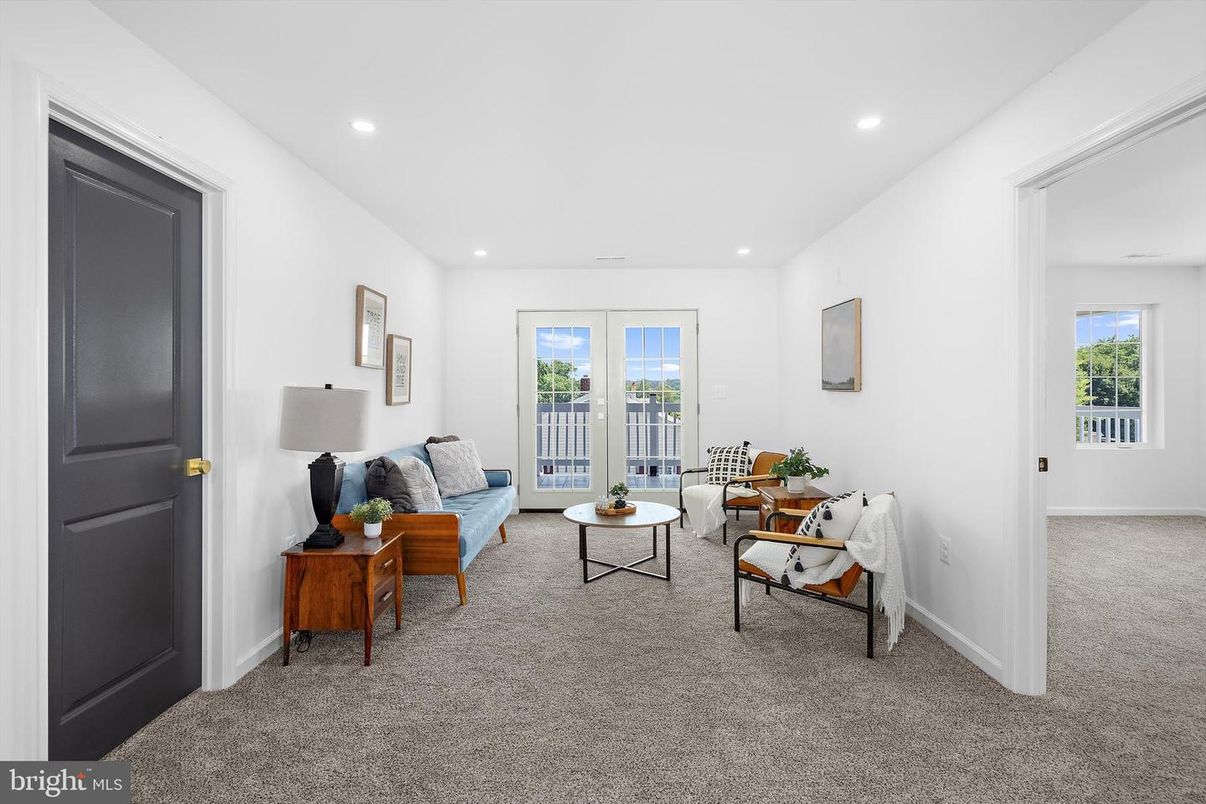 Interior, Living room, Recessed Lighting