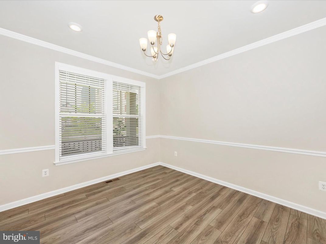 Chandelier, Empty room, Interior, Recessed Lighting, Wood Texture Flooring