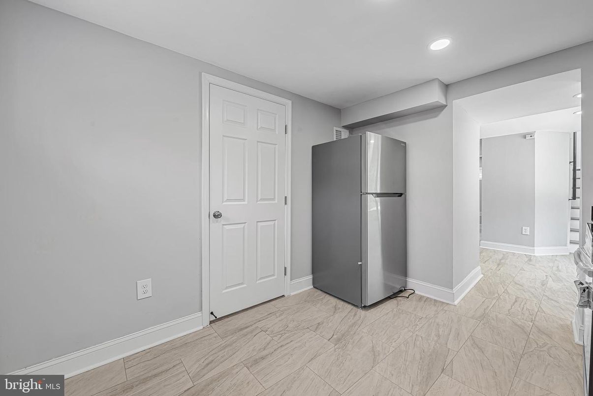 Interior, Kitchen, Marble, Recessed Lighting