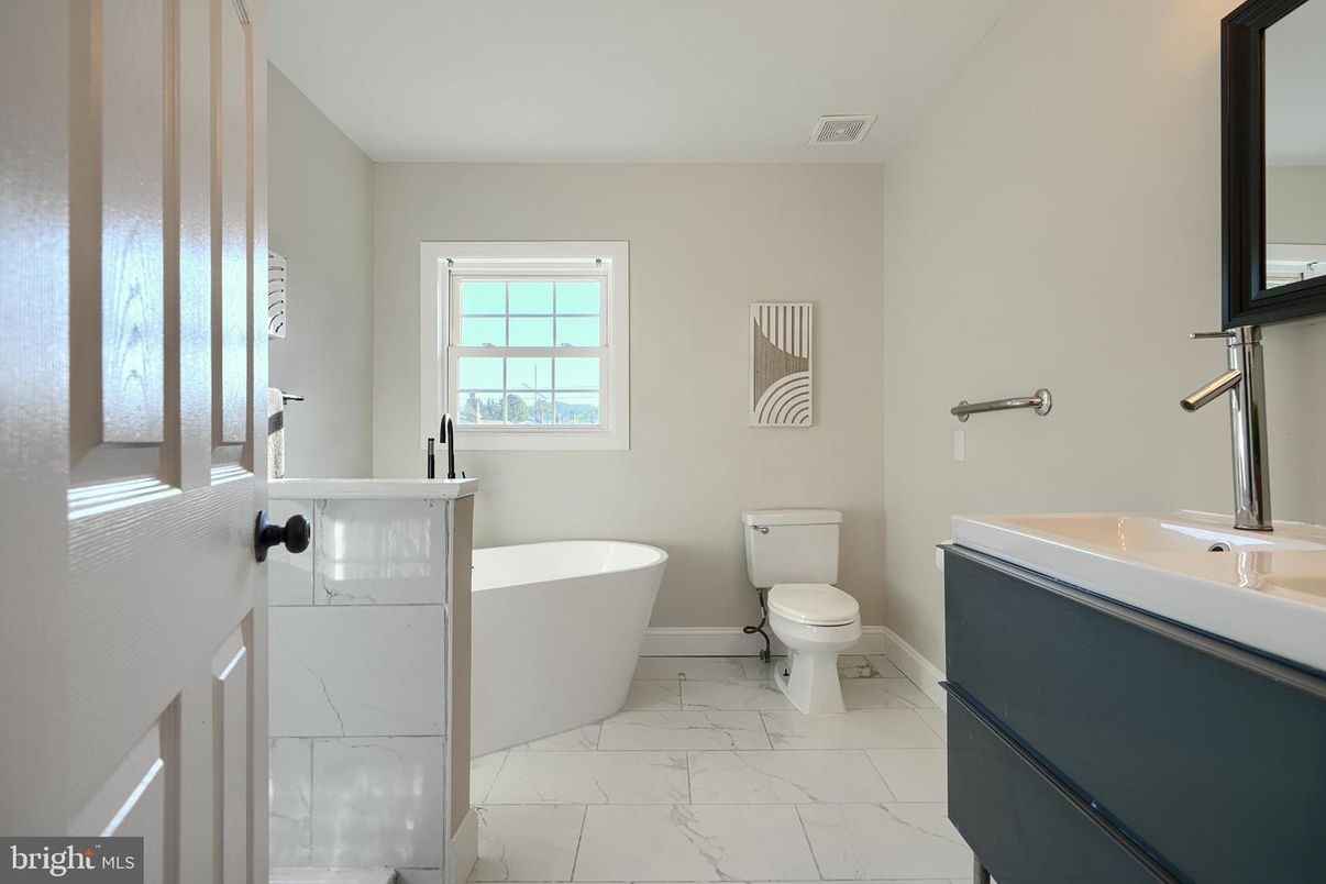 Bathroom, Free Standing Baths, Interior, Marble