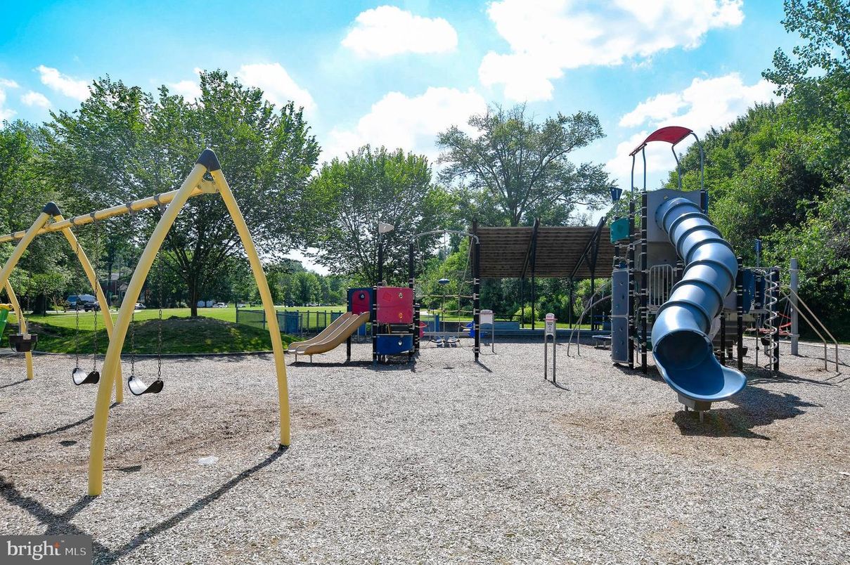 Backyard, Exterior, Playground