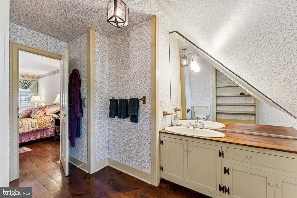 Bathroom, Bedroom, Interior, Wood Texture Flooring