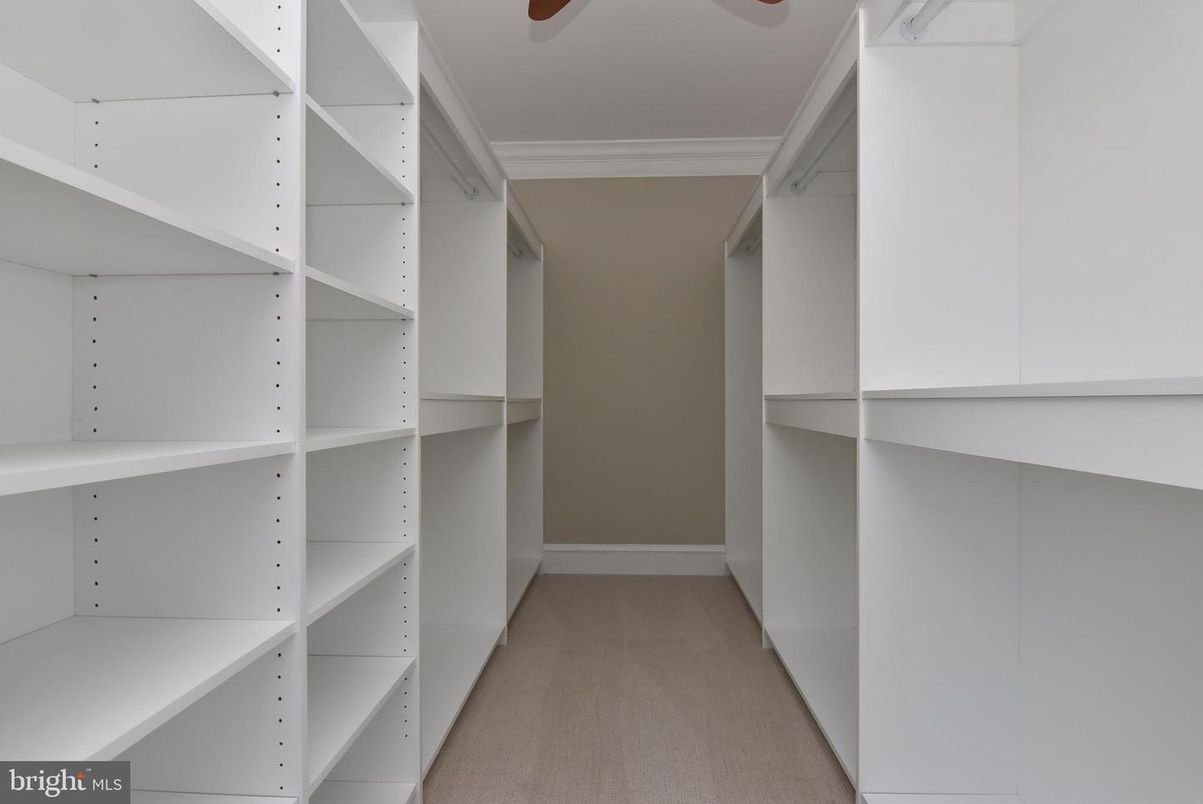 Interior, Walk-in Closets