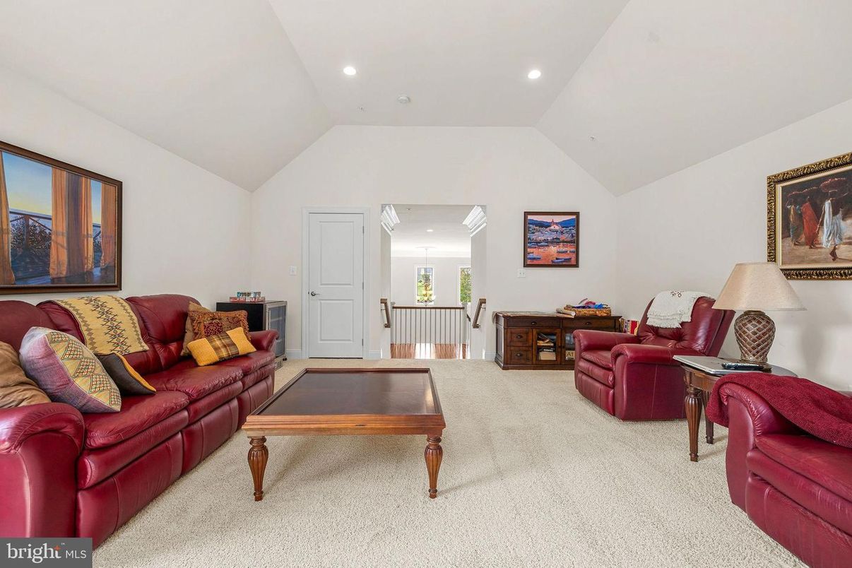 Game Room, Interior, Living room, Recessed Lighting