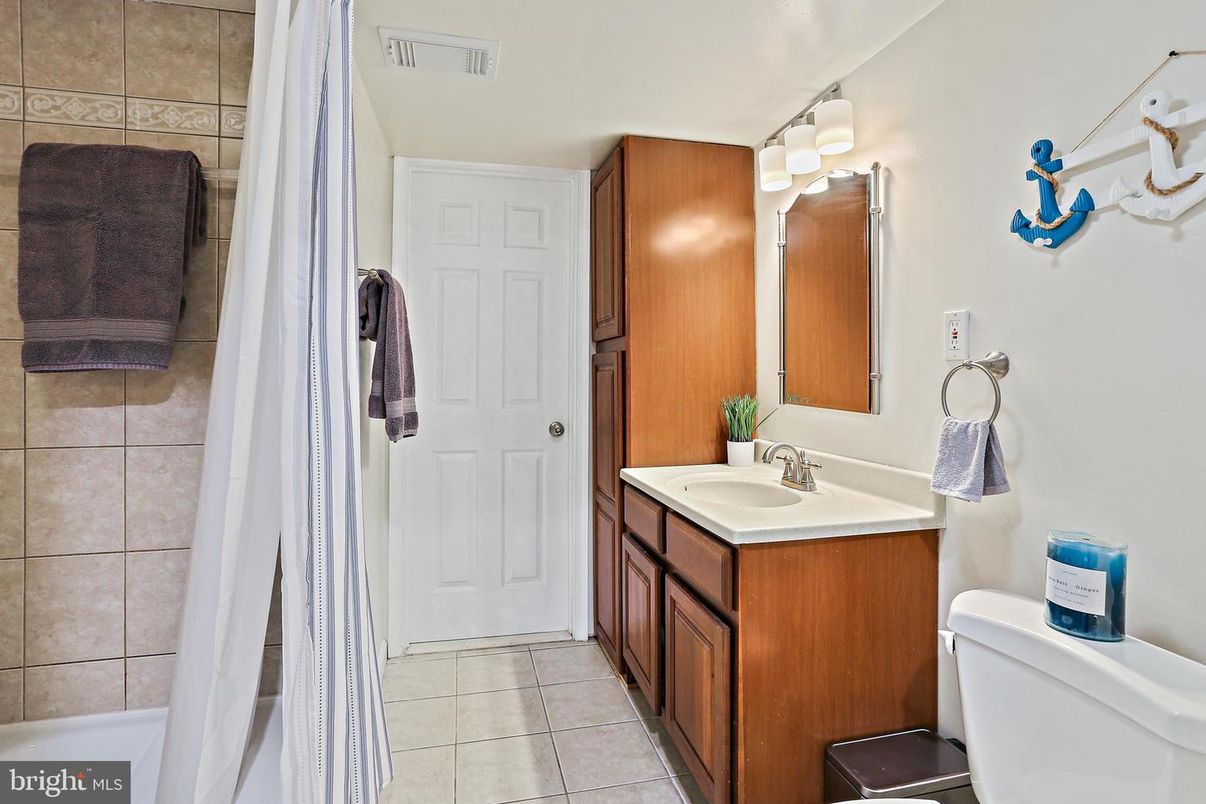 Bathroom, Interior